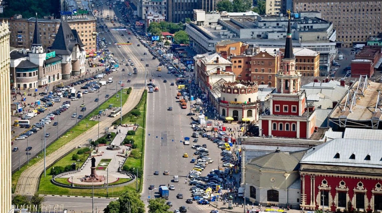 Площадь трех вокзалов